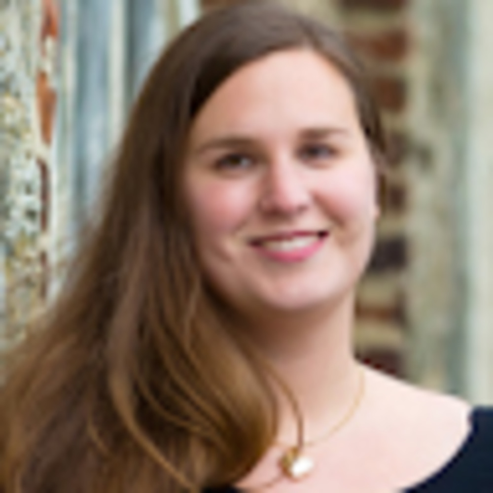 Meet your Posher, Courtney